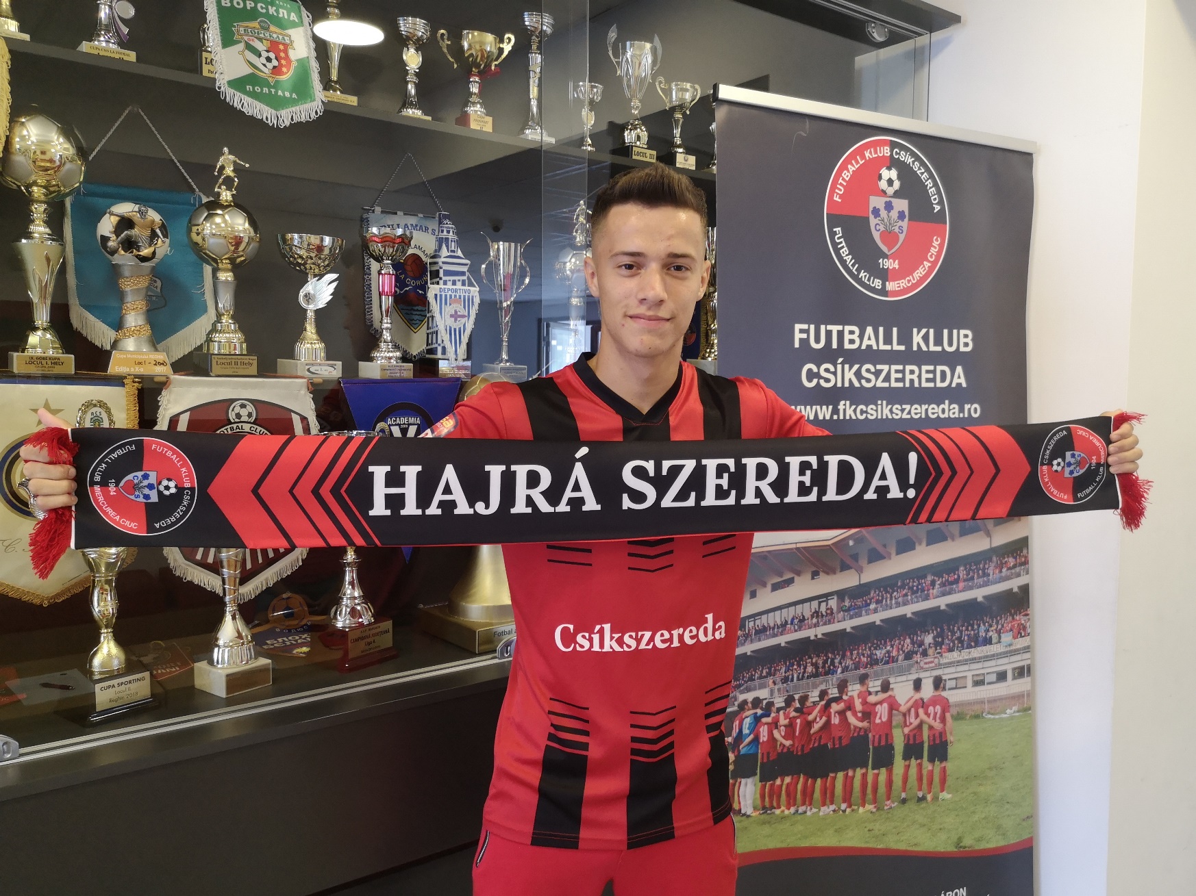 Fiatal csatárt igazoltunk