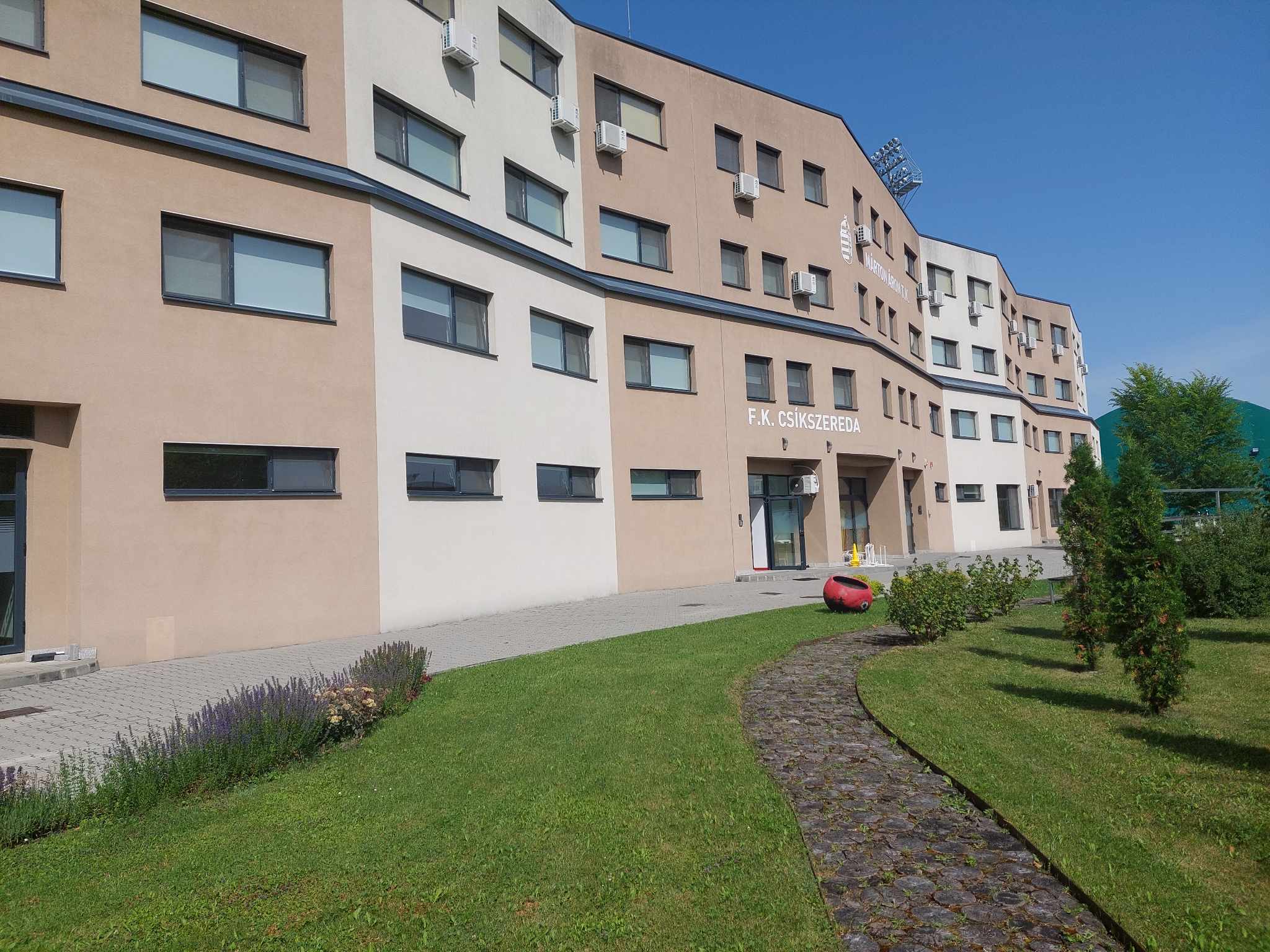 Közérdekű: indul az FK Csíkszereda és a Székelyföld Labdarúgó Akadémia Felsőoktatási Ösztöndíj Programja