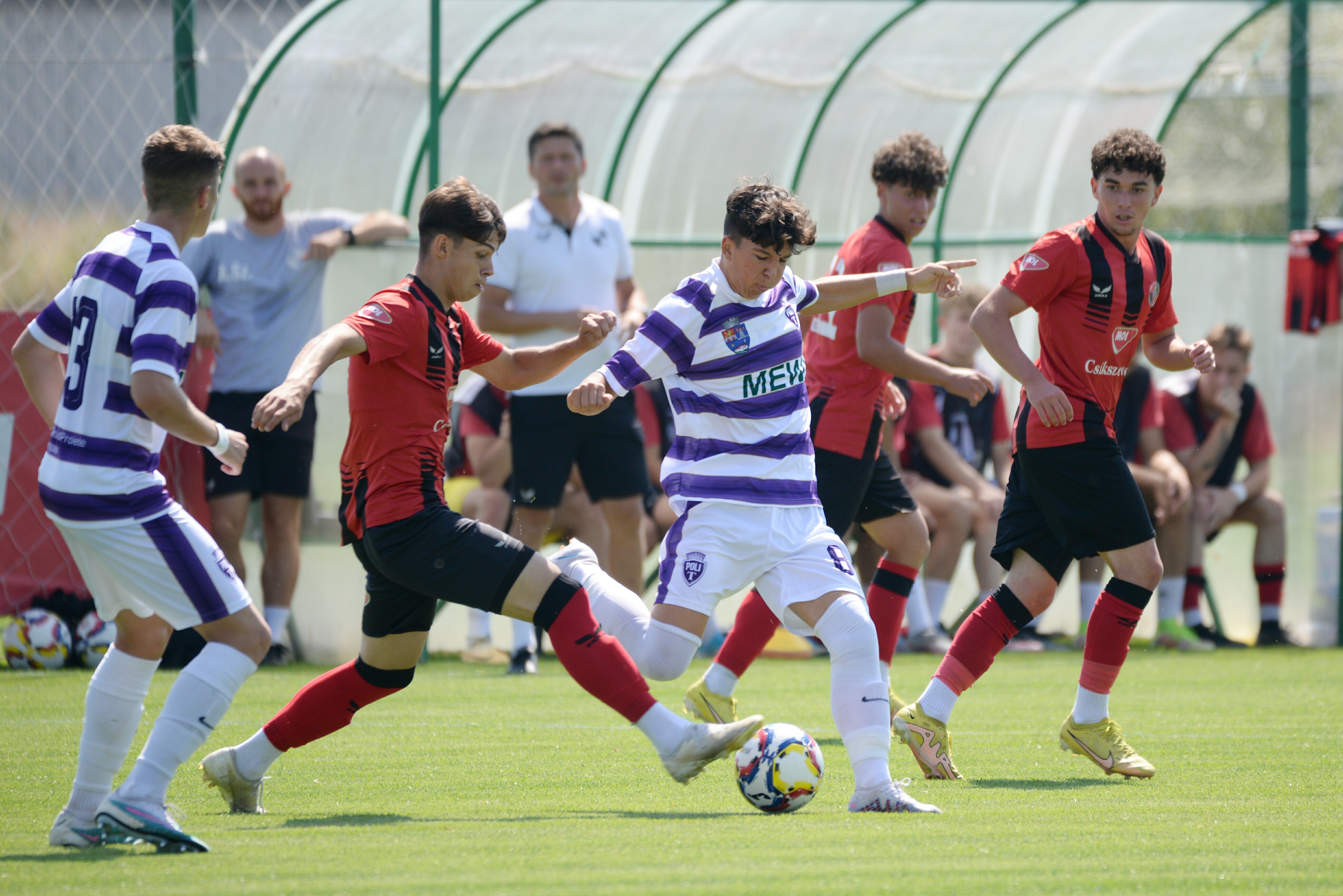 Ifiliga | Egy pont ermberhátrányban