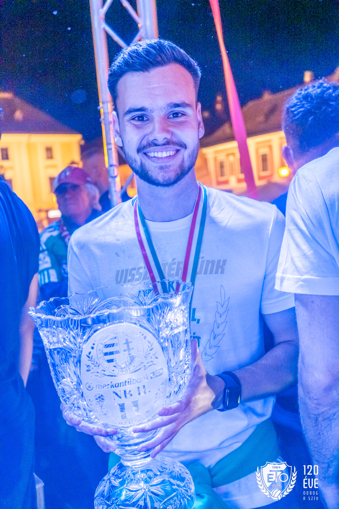 Kitekintő | Kovács Márk feljutást ünnepelhetett az ETO FC Győrrel