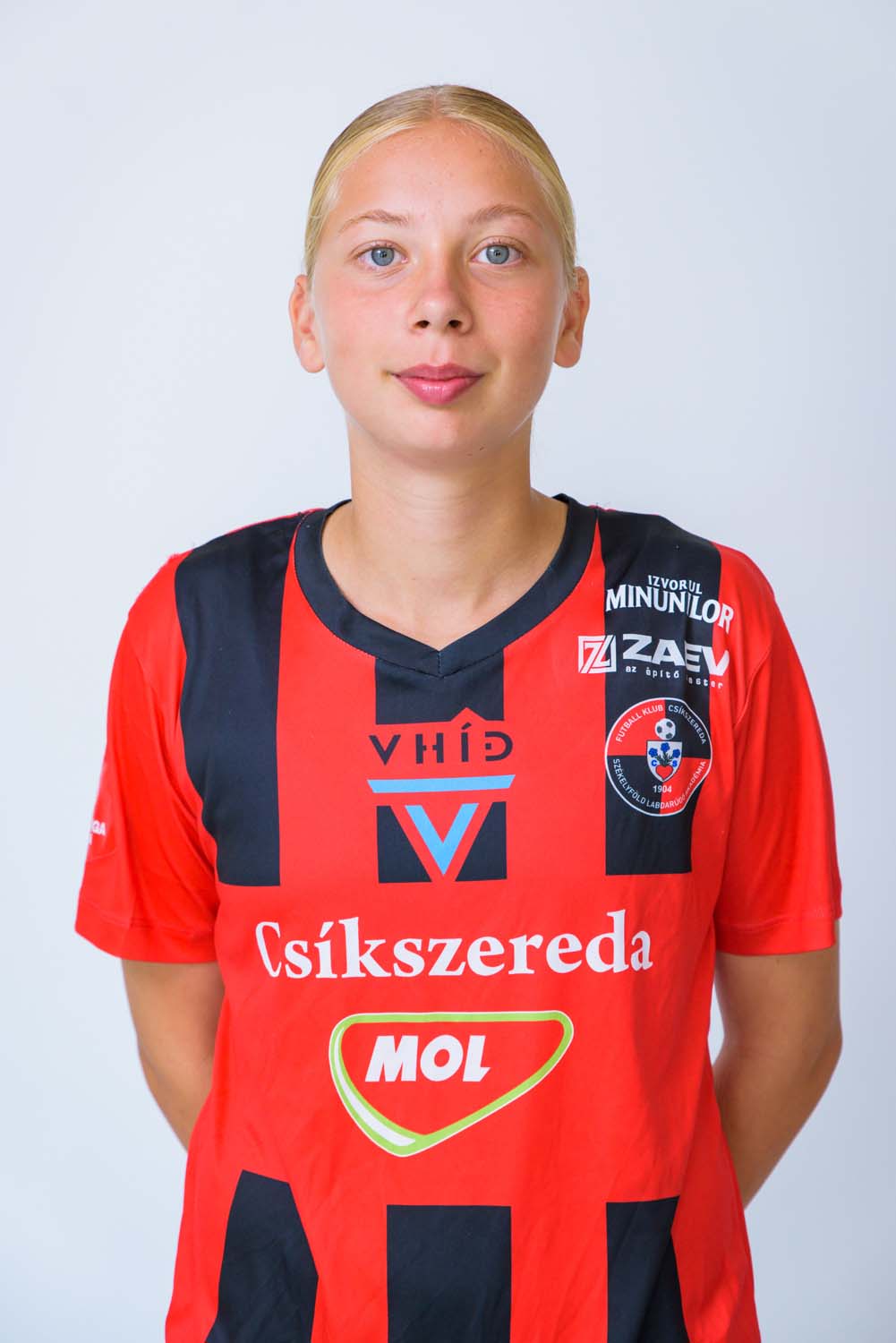 Zvenyák Johanna
