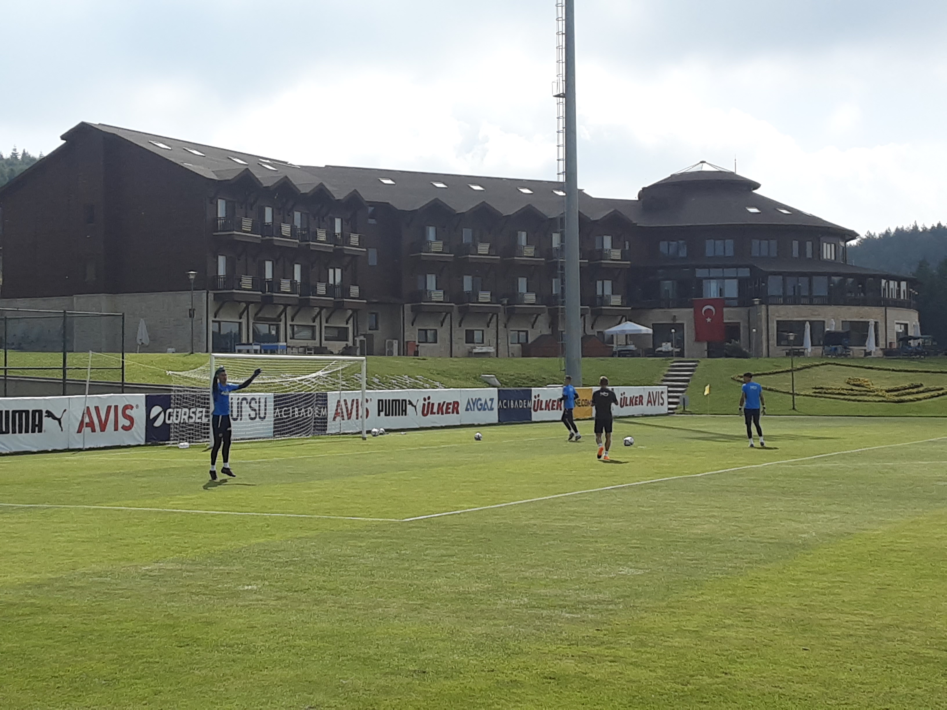 Fenerbahce - FK 2:0 (1:0)