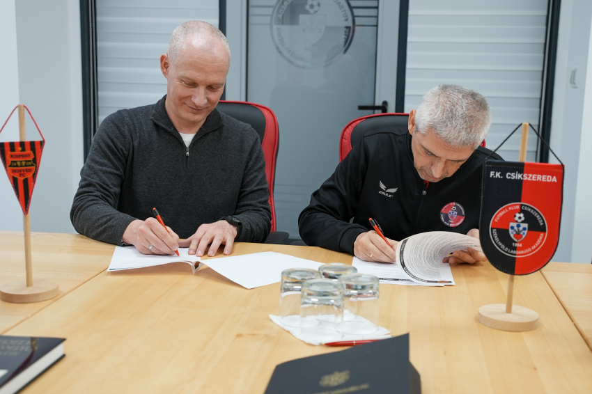 Piros-feketék együttműködése: partnerségi szerződést írt alá a Budapest Honvéd FC és az FK Csíkszereda