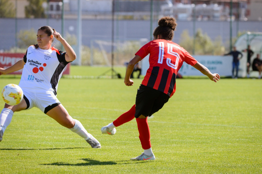 Női Szuperliga | Vereséggel kezdtük a rájátszást Kolozsvár ellen