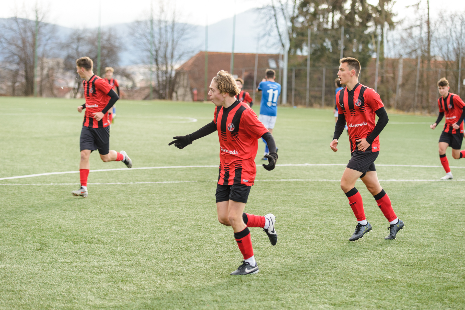 Alsóházi rangadót nyert az U17