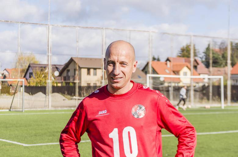 Kinek szurkol Ilyés Róbert?